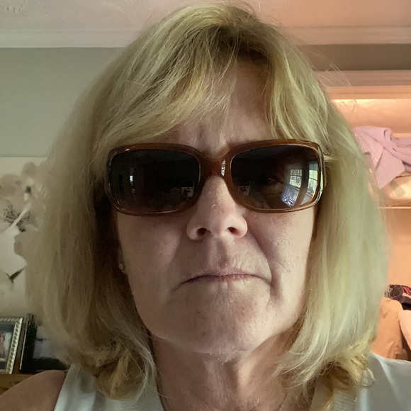 Coach Brown Sunglasses - Picture 4 of 5